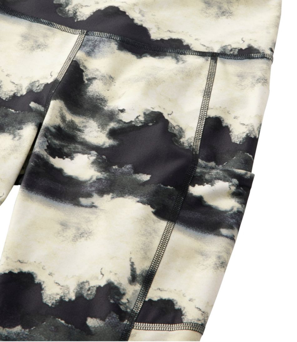 L.L.Bean Online | Women's Everyday Performance 7/8 Leggings, High-Rise Pocket Print