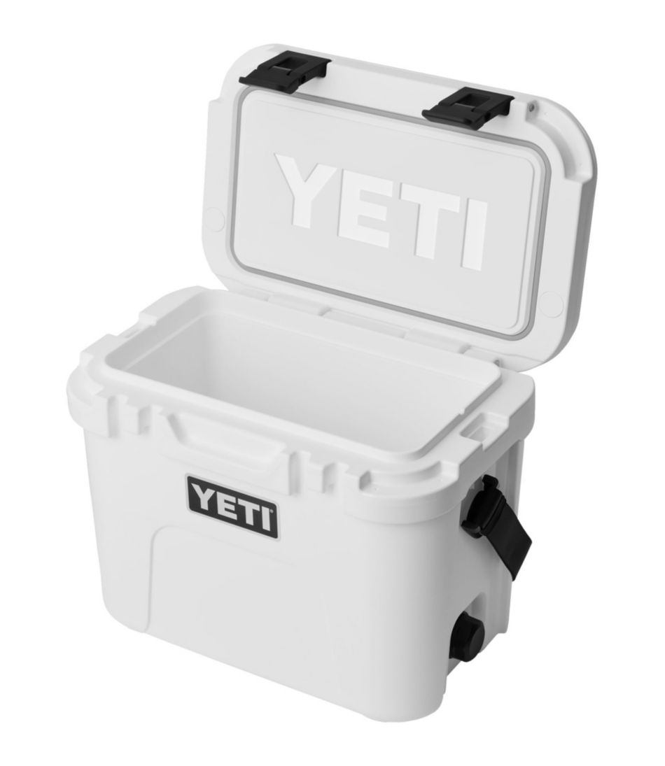 L.L.Bean Sale | Yeti Roadie 15 Cooler