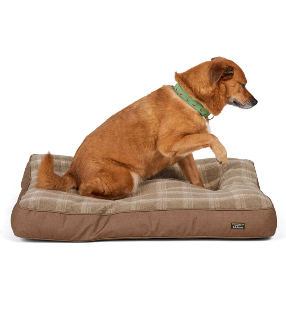 L.L.Bean Outlet | Premium Fleece Therapeutic Dog Bed, Rectangular